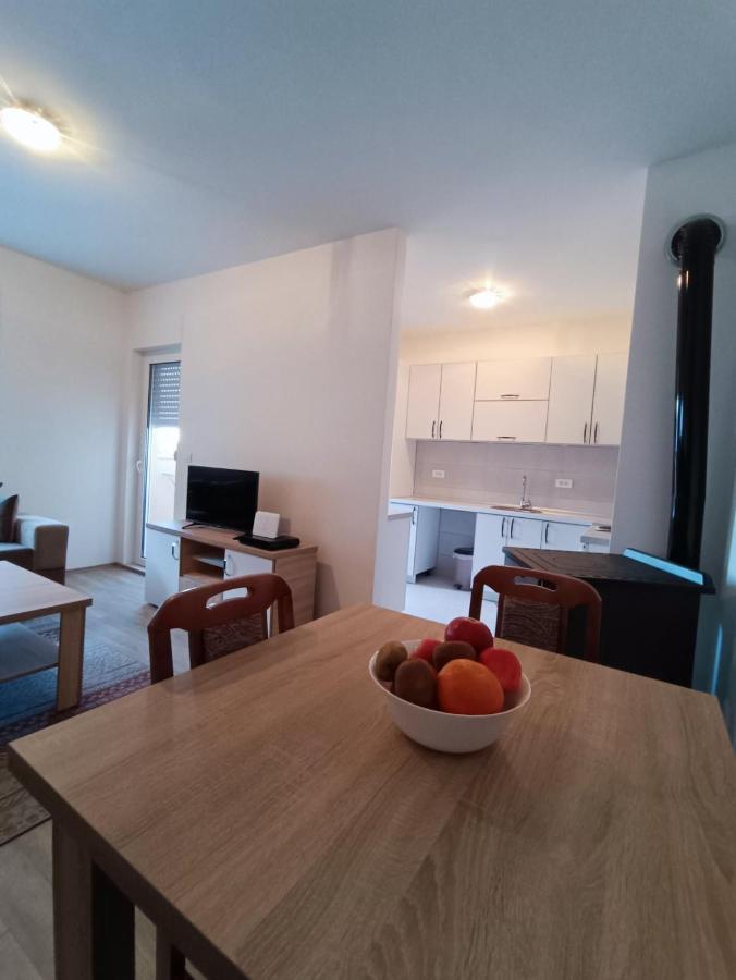 Apartments Vukovici Žabljak エクステリア 写真